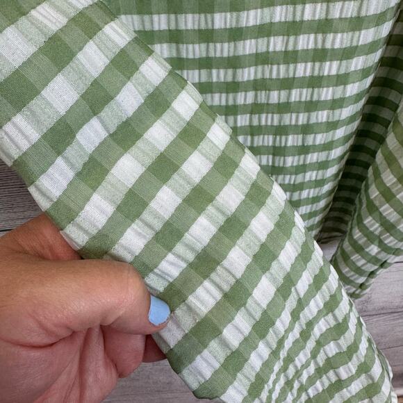Shein Curve Plus Size Green & White Gingham Textured Blouse Size 4XL - Picture 8 of 8